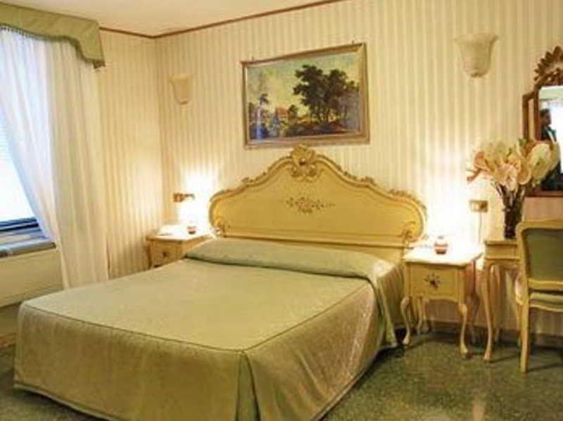 Hotel Leonardo Venise Extérieur photo
